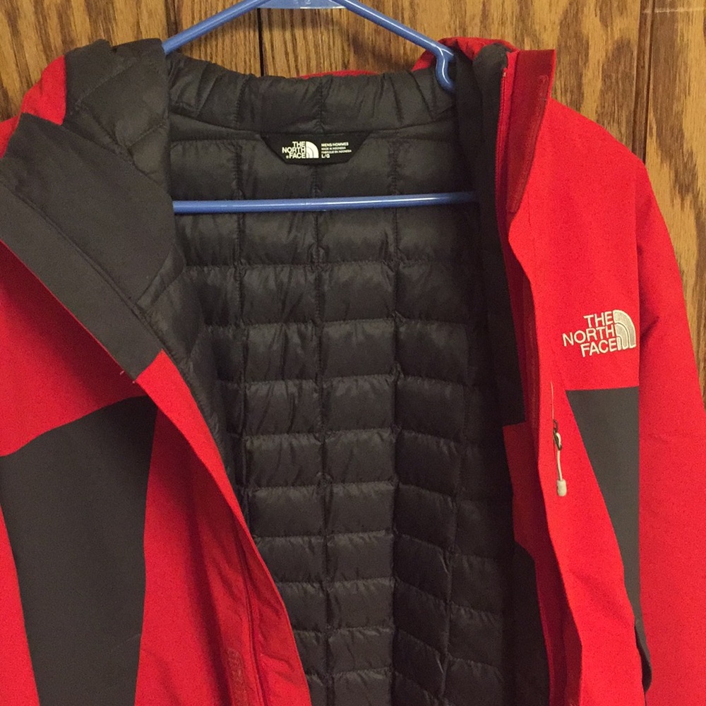 Men’s North Face Winter Jacket.